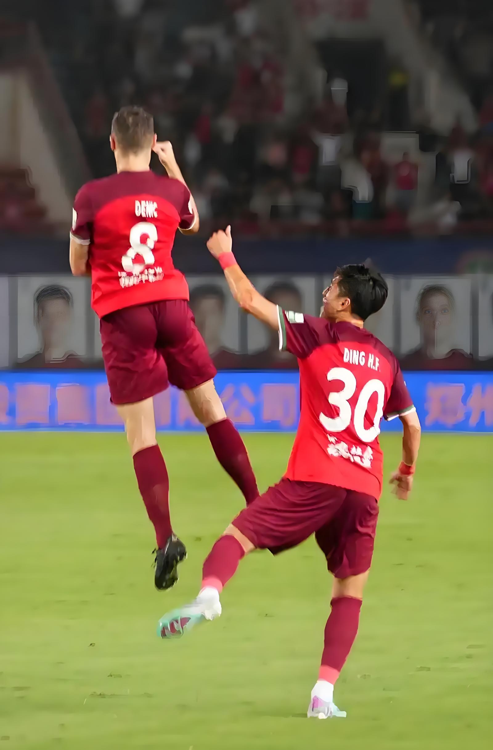 青岛黄海主场击败广州富力，豪取保级关键胜利的简单介绍