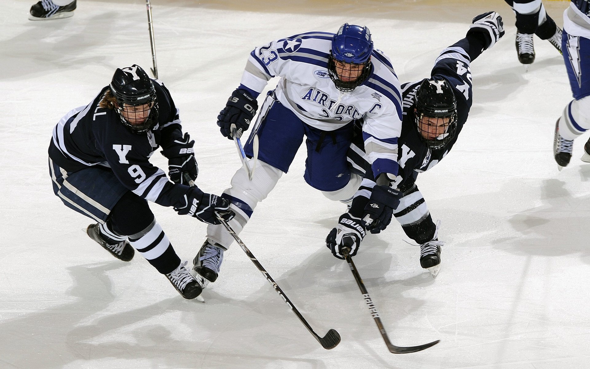 冷门与热血的交响，瑞典队完胜法国队，梁靖崑惊艳四座
